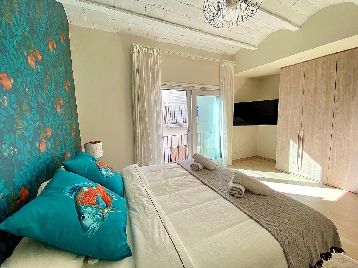 Abbott Apartment - 1 Min From The Beach - 100M2 - Sleeps 8 Sitges Buitenkant foto