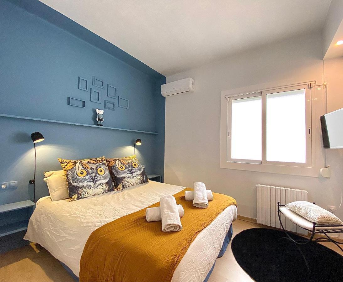 Abbott Apartment - 1 Min From The Beach - 100M2 - Sleeps 8 Sitges Buitenkant foto